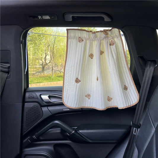 Sonnenblende Auto mit Cartoon-Motiv – SwissGlanzGarage Ansicht 2
