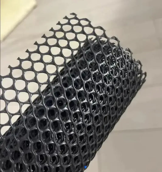 Waben-Gitter Schwarz 120x40cm – SwissGlanzGarage Autopflege Schweiz