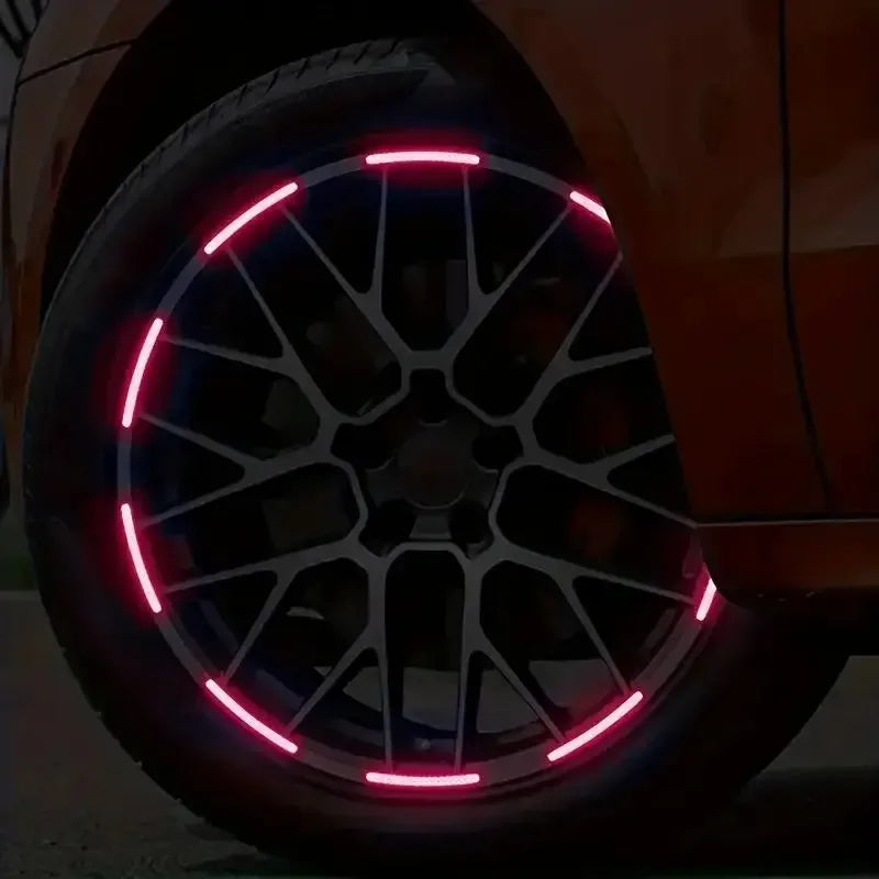 Reflektierende Reifenaufkleber in Pink – SwissGlanzGarage Autopflege Schweiz