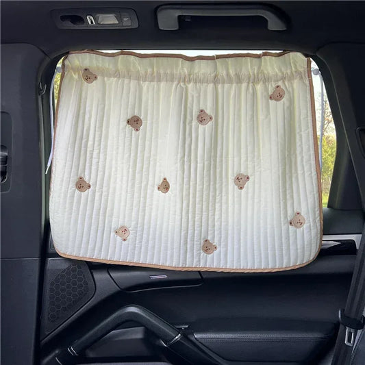 Sonnenblende Auto mit Cartoon-Motiv – SwissGlanzGarage Autopflege Schweiz