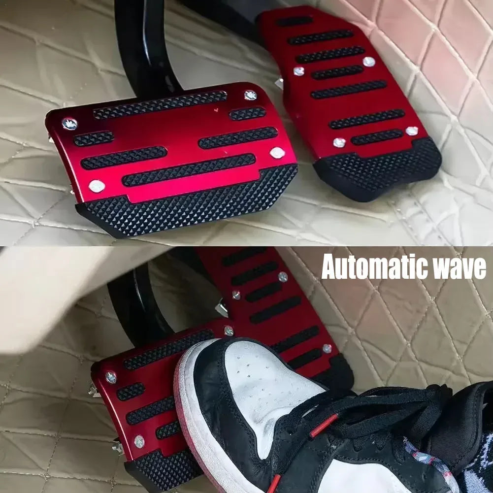 Aluminium Auto Pedal-Set Rot – SwissGlanzGarage Autopflege Schweiz