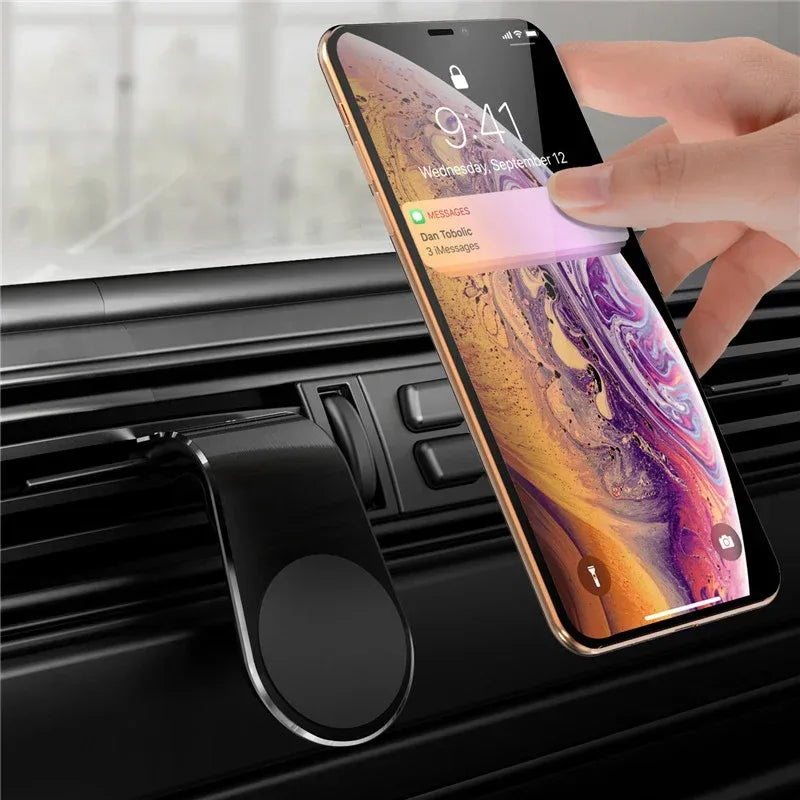 Magnetischer Auto Handyhalter faltbar 360° – mit Clip – SwissGlanzGarage Autopflege Schweiz
