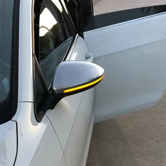 Dynamischer Blinker für VW Golf 7 R – SwissGlanzGarage Autopflege Schweiz