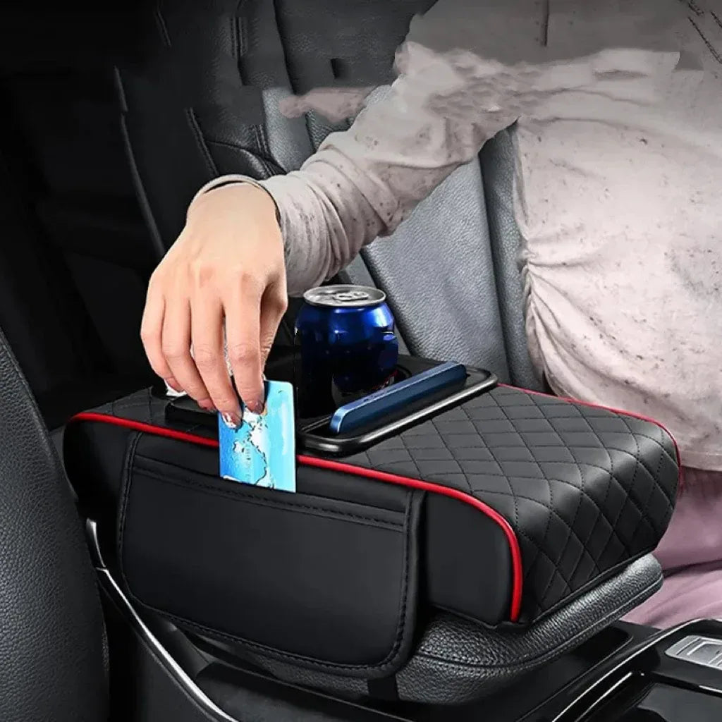 Armlehnen-Pad mit 2 Becherhaltern – SwissGlanzGarage Autopflege Schweiz