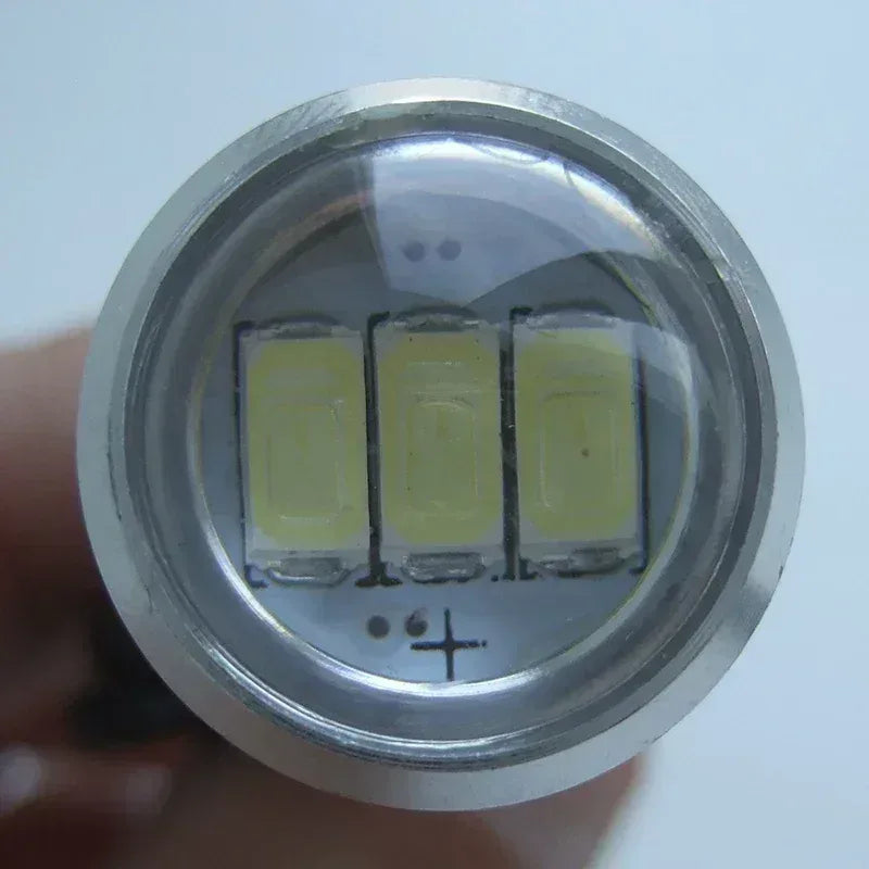 Eagle Eye LED Scheinwerfer Tagfahrlicht – SwissGlanzGarage Autopflege Schweiz
