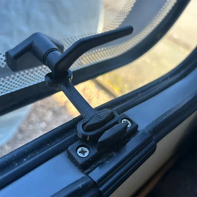 Polyplastic Fenster-Ventilkappe – SwissGlanzGarage Autopflege Schweiz