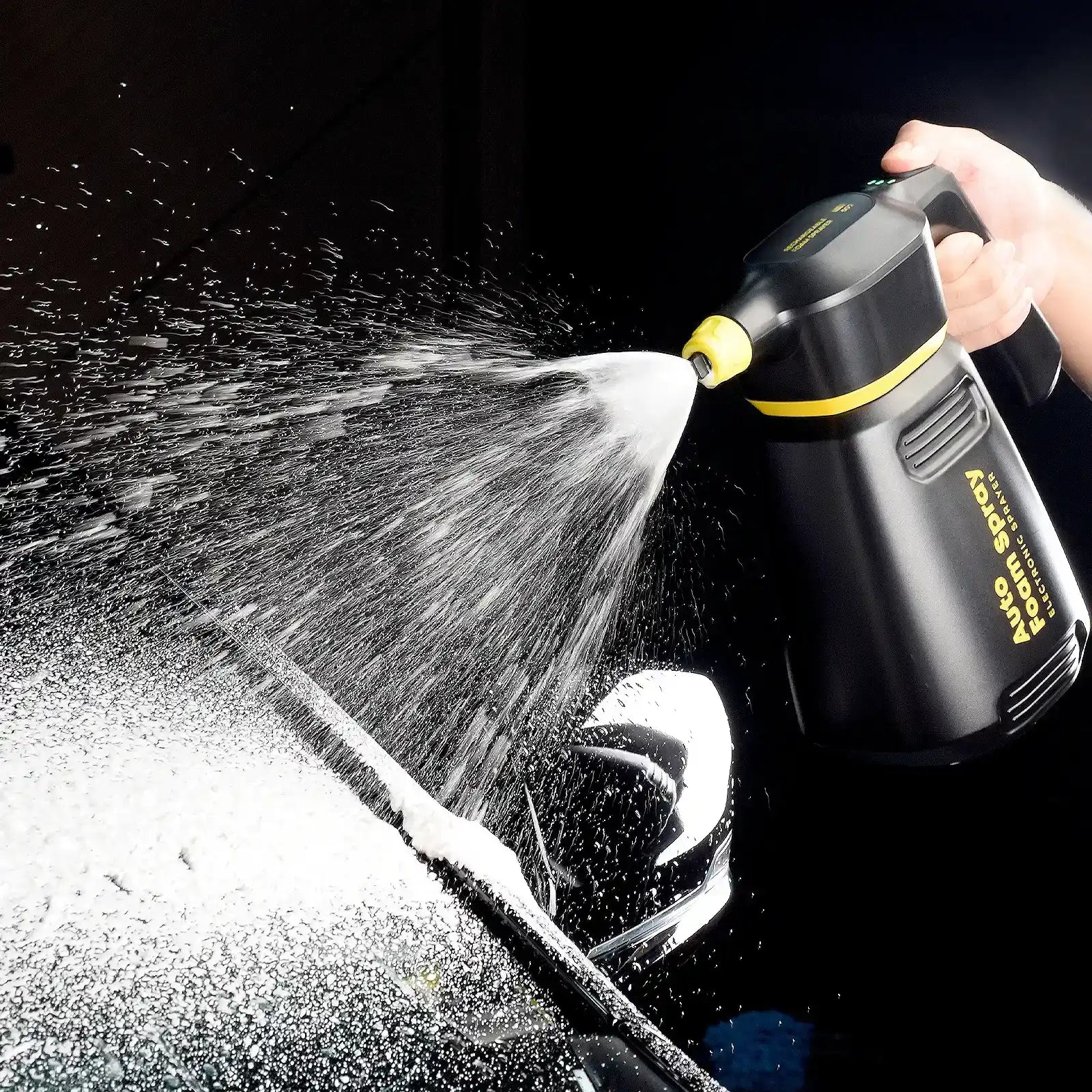Electric Foam Spray für Autowaesche – SwissGlanzGarage Autopflege Schweiz
