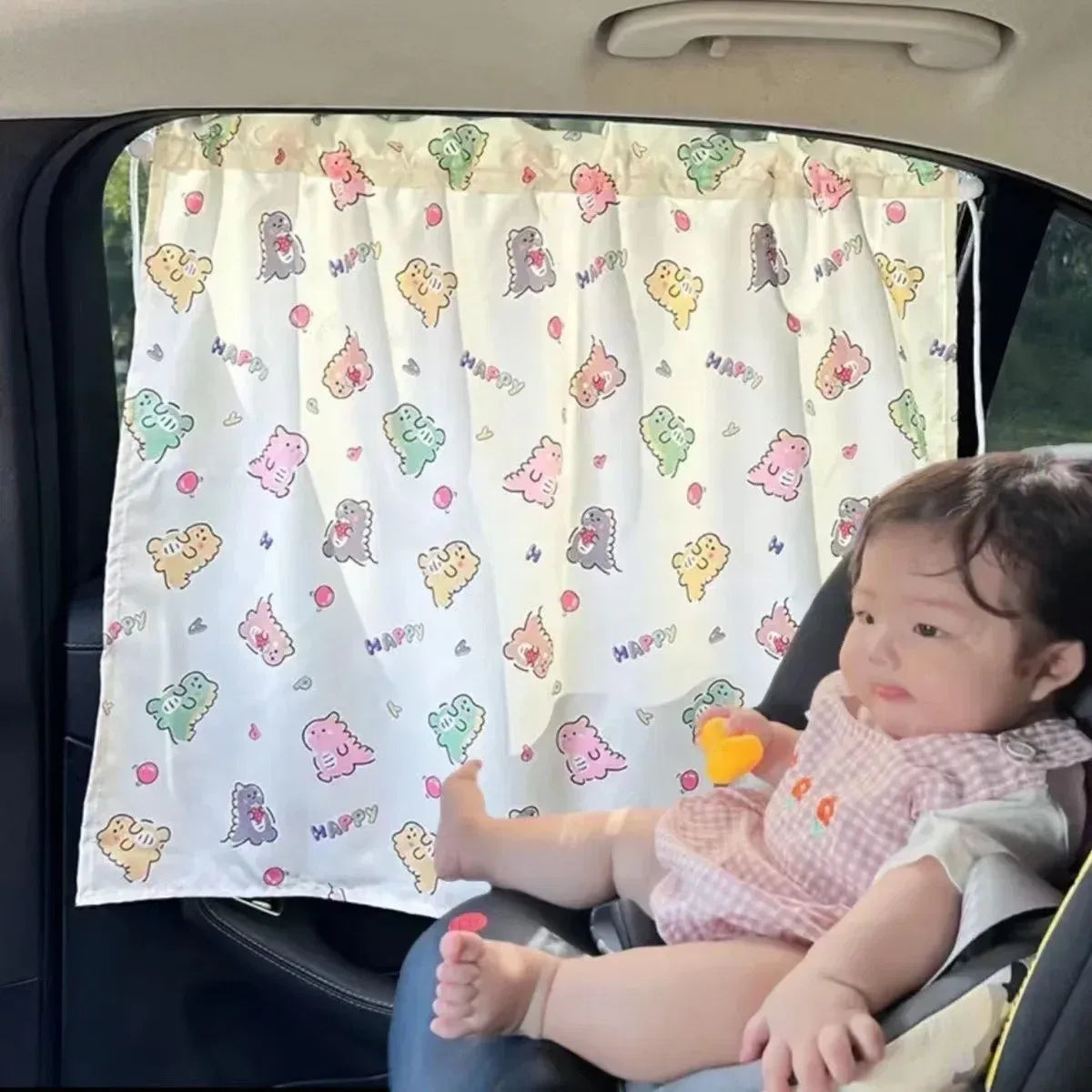 Sonnenschutz-Side-Curtain mit Saugnäpfen für Auto-Fenster – SwissGlanzGarage Autopflege Schweiz