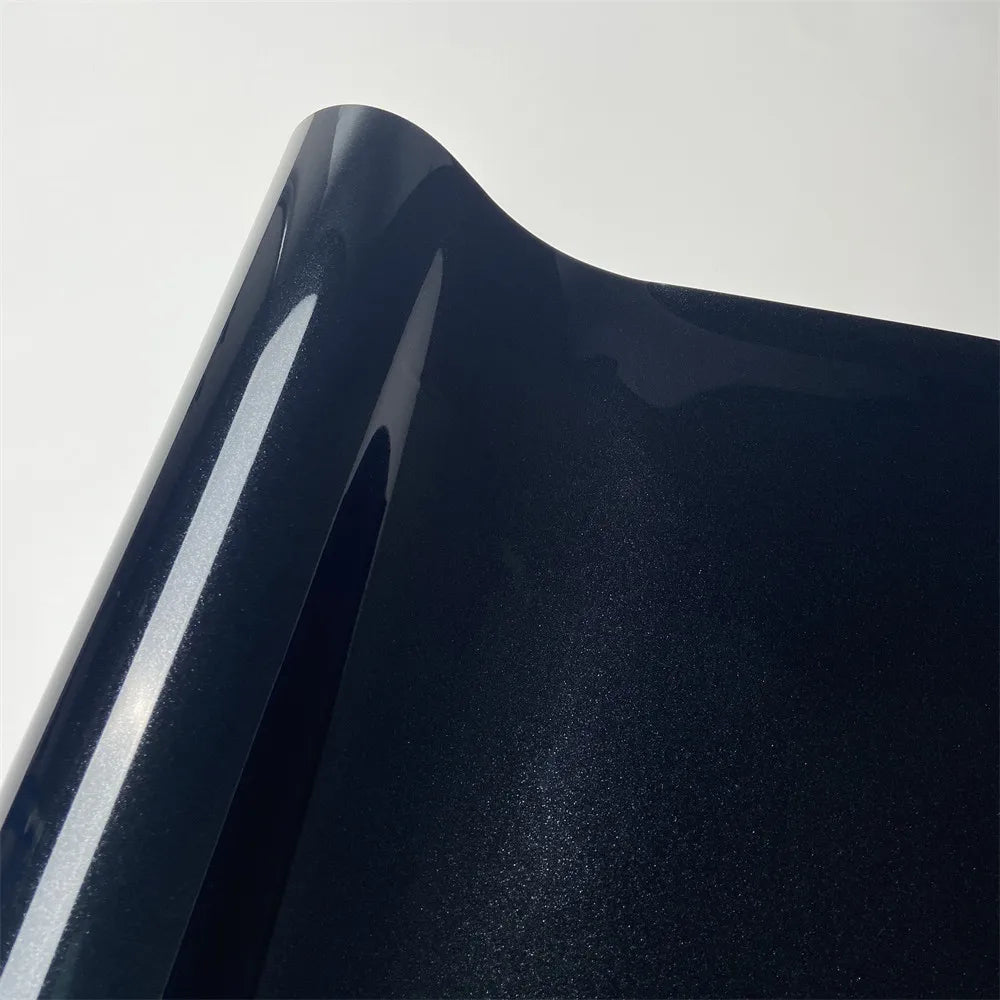 Schwarze Vinyl-Folie glänzend-matt