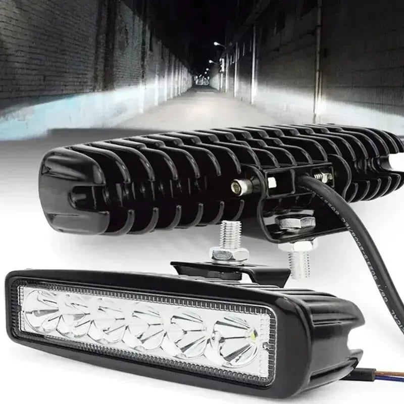 18W 6 LED Arbeitslicht Offroad Auto-Spotlight – SwissGlanzGarage Autopflege Schweiz