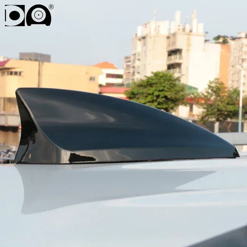 5D Haifischflossen-Antenne für Nissan Qashqai – SwissGlanzGarage Autopflege Schweiz