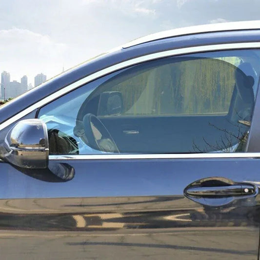 Faltbarer Auto-Sonnenschutz für Seitenfenster – SwissGlanzGarage Autopflege Schweiz