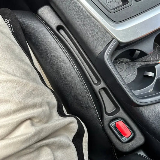 Auto-Sitzschlitz-Füller – SwissGlanzGarage Autopflege Schweiz