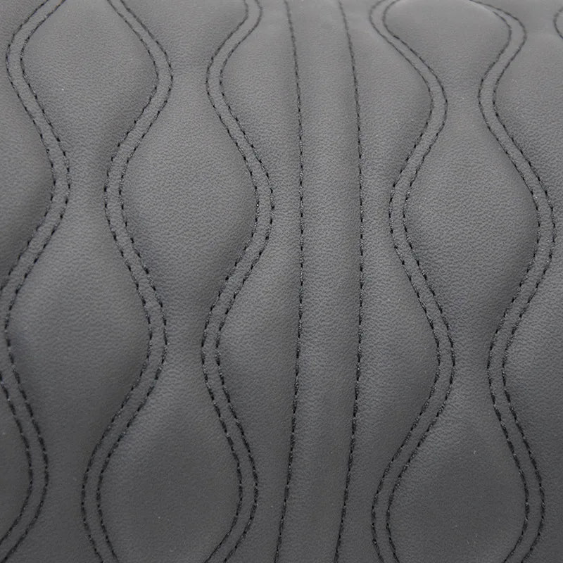 Ergonomisches Lordosen- & Nackenkissen Set – in Leder-Optik – SwissGlanzGarage Ansicht 5