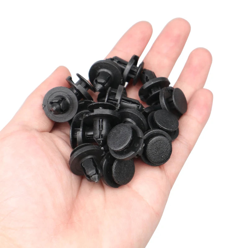 8mm Kunststoff-Klipp Set – SwissGlanzGarage Ansicht 2
