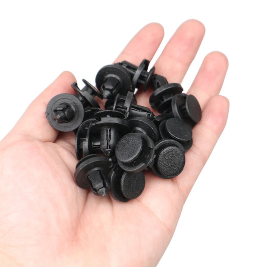 8mm Kunststoff-Klipp Set – SwissGlanzGarage Ansicht 2