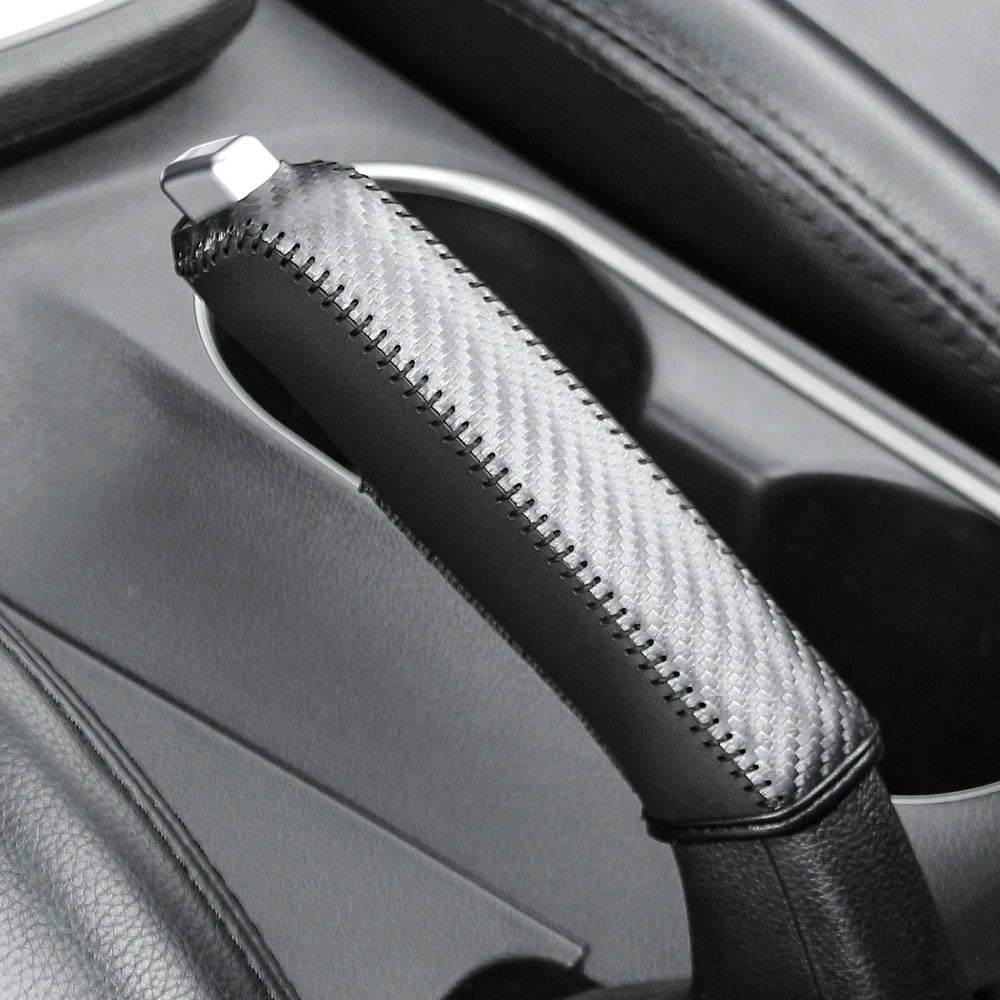 Carbon-Handbremsabdeckung für Auto-Innenraum – SwissGlanzGarage Ansicht 4