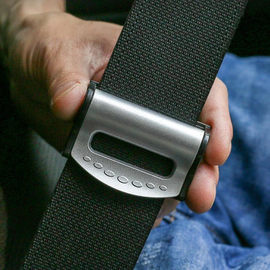 Nackenkissen für Auto – mit Clip – SwissGlanzGarage Ansicht 2