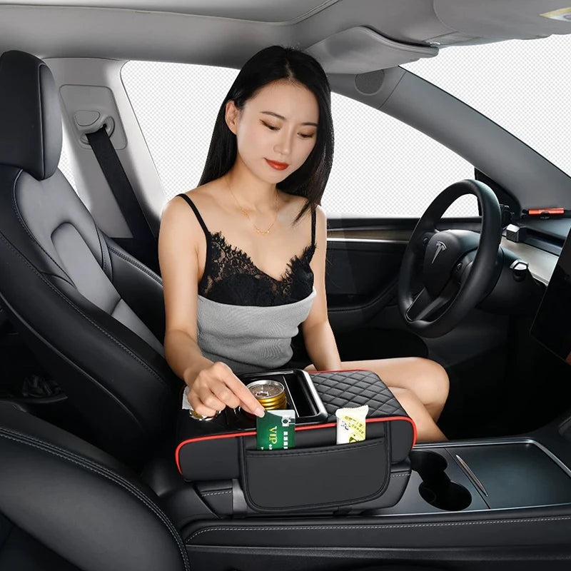 Aufbewahrungsbox für die Armlehne im Auto