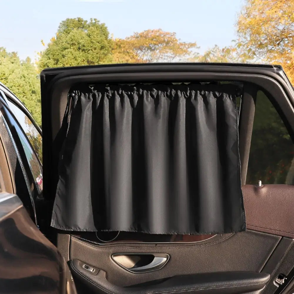 Auto-Sonnenschutz faltbar UV-bestaendig – mit Saugnapf – SwissGlanzGarage Ansicht 2