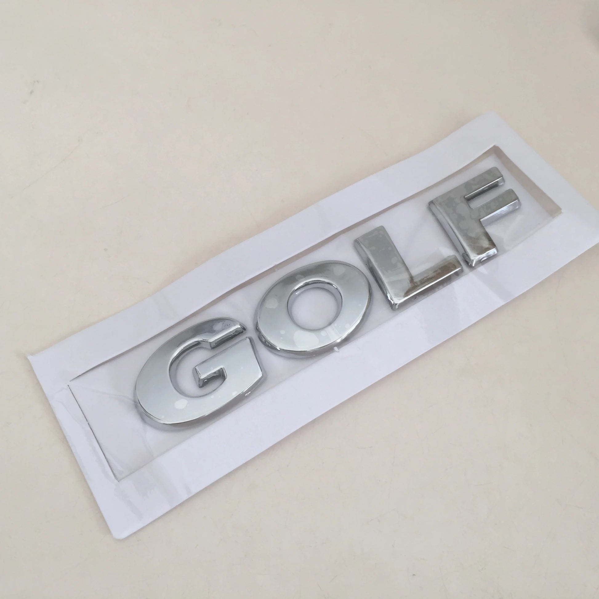 3D ABS GOLF Kofferraum Emblem Aufkleber – SwissGlanzGarage Ansicht 2