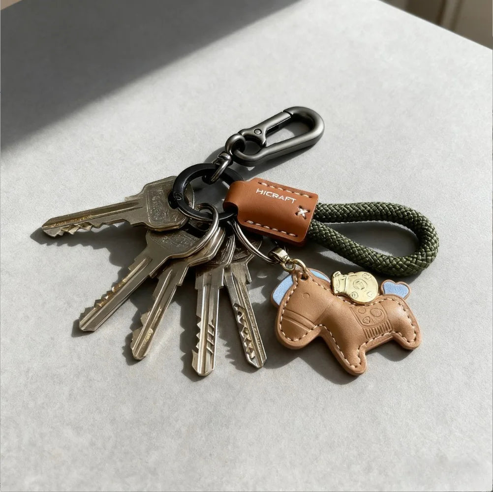 Echtes Leder Auto Schlüsselanhänger – SwissGlanzGarage Ansicht 5