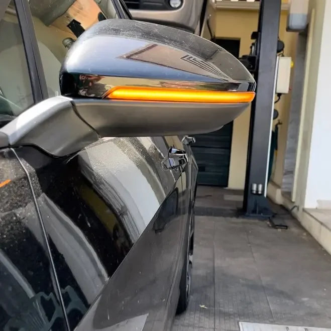 LED Blinker für VW Golf 7.5 Touran L II – SwissGlanzGarage Ansicht 6