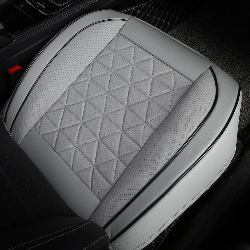 Universal Auto-Sitzauflage aus PU-Leder – SwissGlanzGarage Ansicht 5