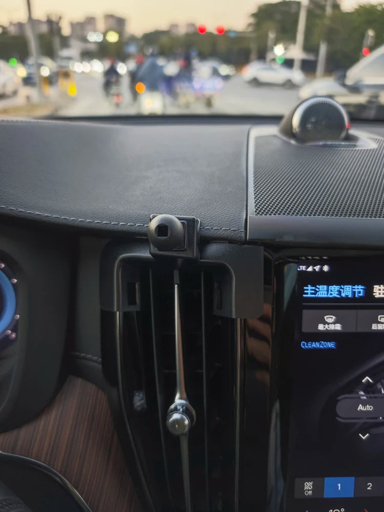 Handyhalterung für Volvo S60 – SwissGlanzGarage Ansicht 5