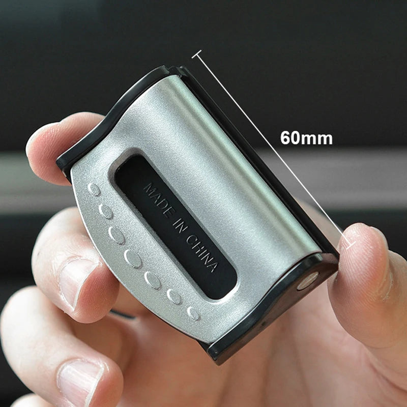 Nackenkissen für Auto – mit Clip – SwissGlanzGarage Ansicht 5
