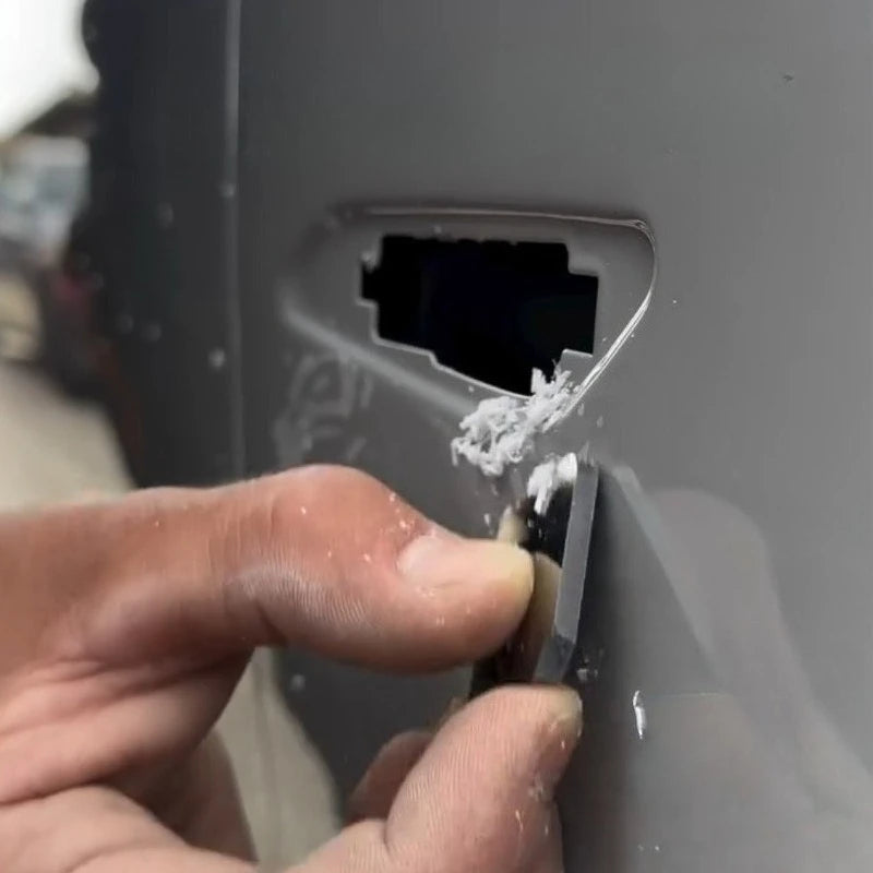Lack-Reparatur-Schaber – SwissGlanzGarage Ansicht 3