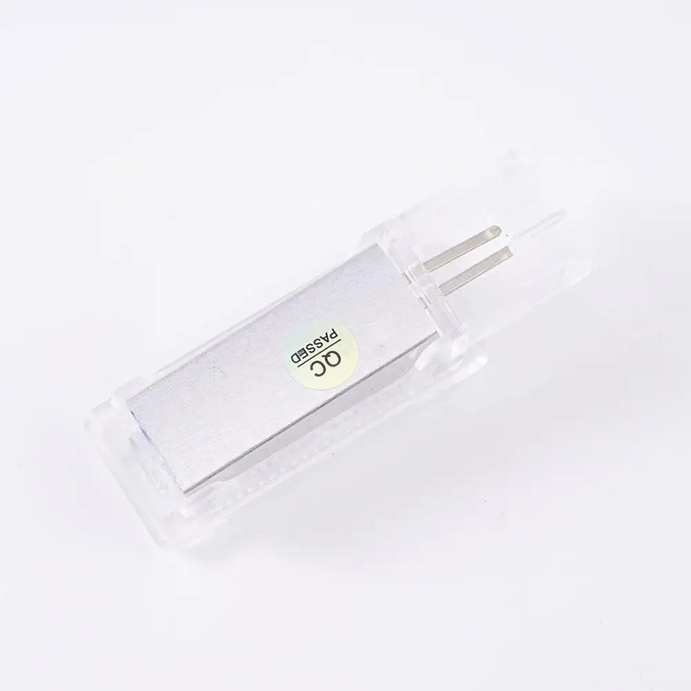 LED Fussraumlampe Set für Volkswagen B5/B6/CC – SwissGlanzGarage Ansicht 3