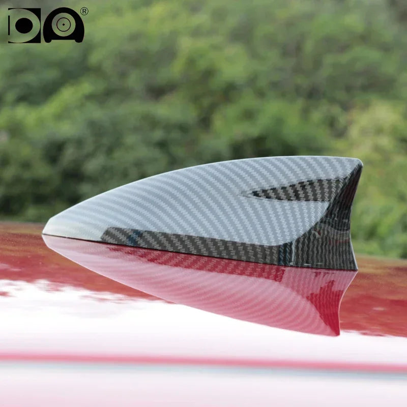 5D Haifischflossen-Antenne für Nissan Qashqai – SwissGlanzGarage Ansicht 5