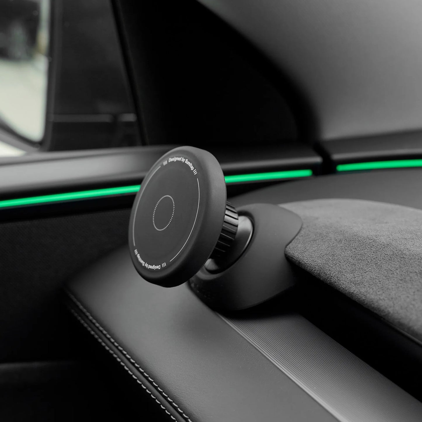Silicone Magnetischer Handyhalter Tesla Model 3/Y – SwissGlanzGarage Ansicht 3