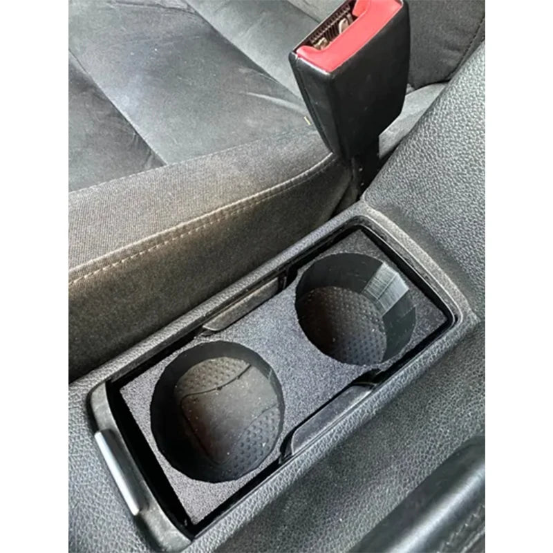 Becherhalter für Volkswagen Golf 5 und 6 – SwissGlanzGarage Ansicht 2