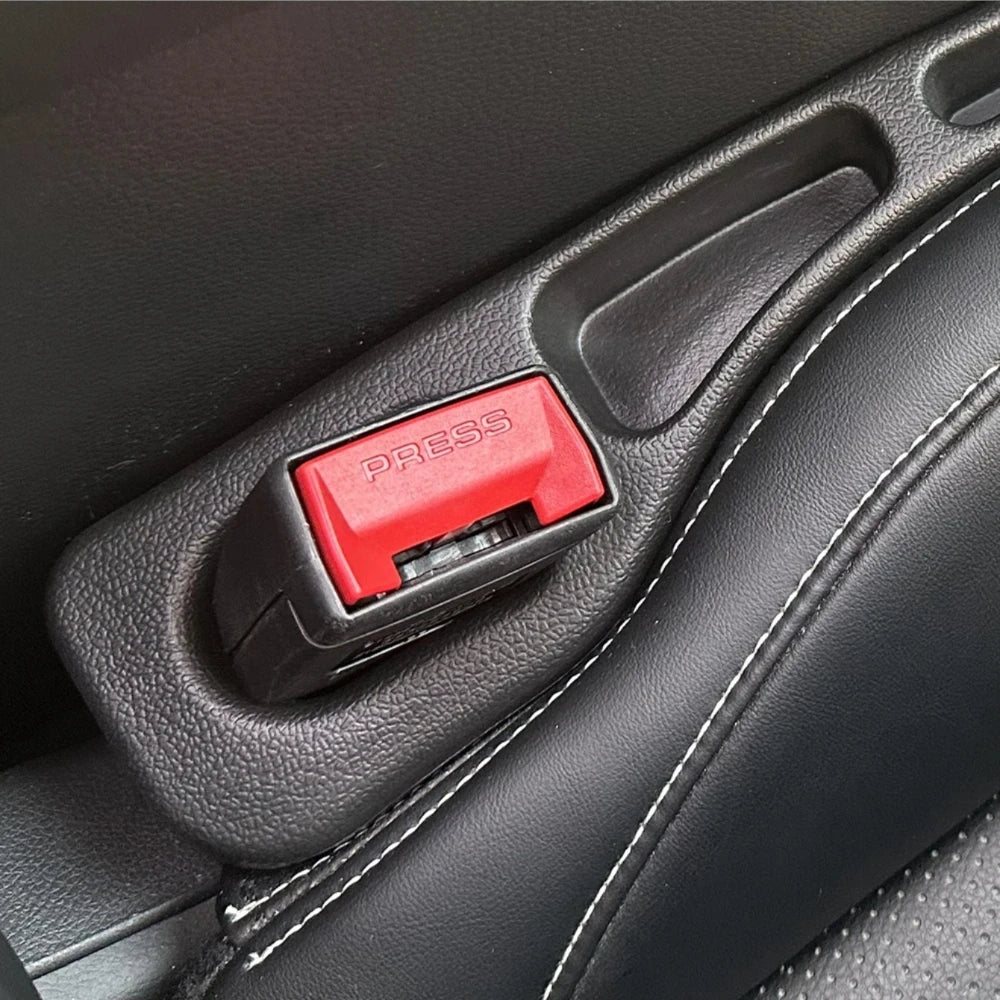 Sitzspalt-Fueller für Auto – SwissGlanzGarage Ansicht 2