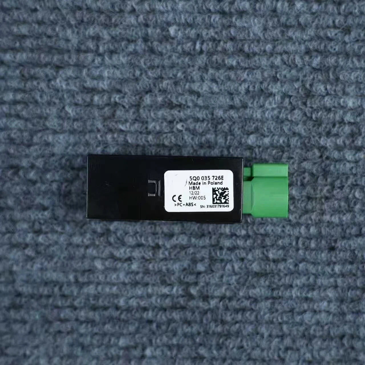 CarPlay USB AUX Adapter MIB2 MDI AMI – SwissGlanzGarage Ansicht 6