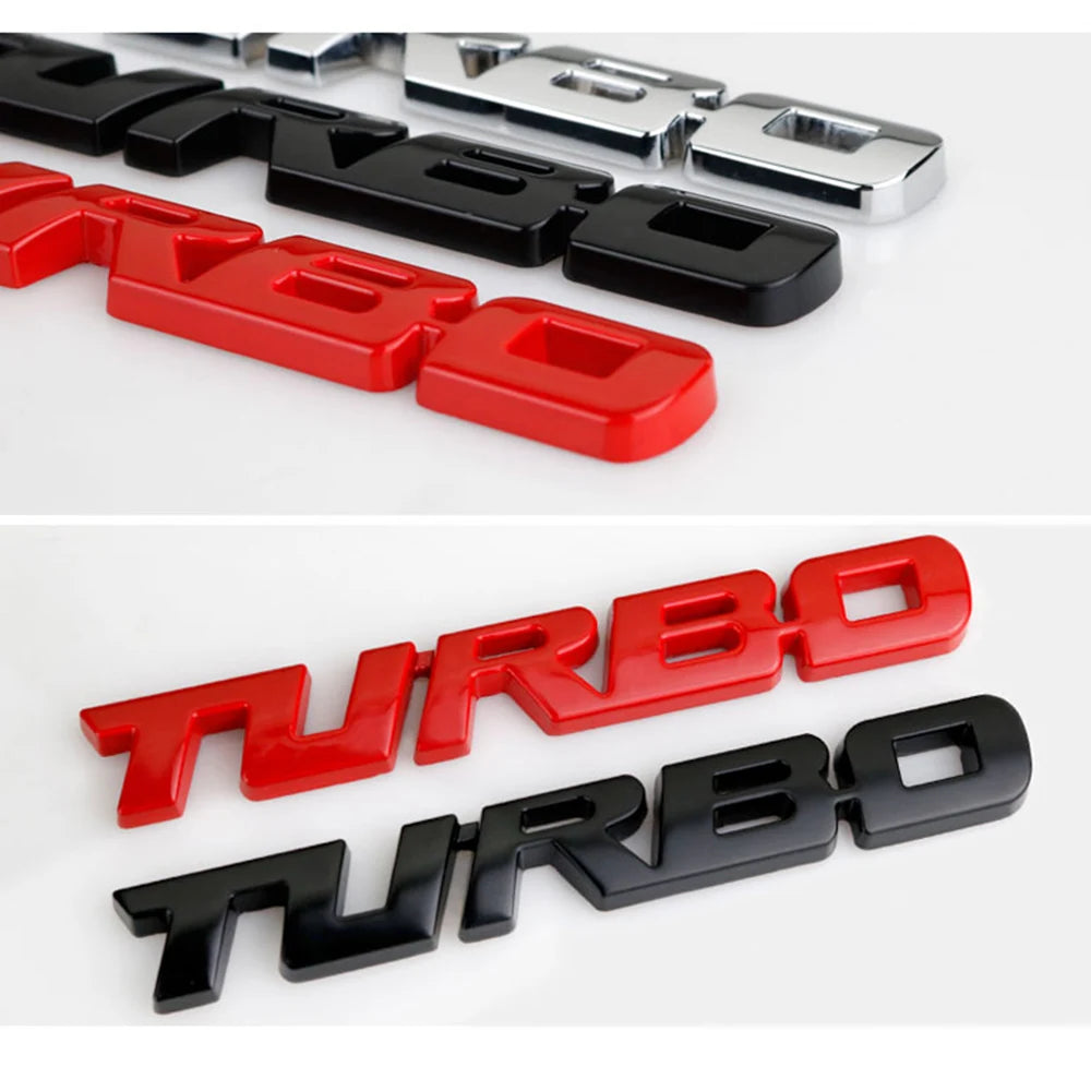 3D Turbo Emblem in Schwarz, Rot, Silber – SwissGlanzGarage Ansicht 4