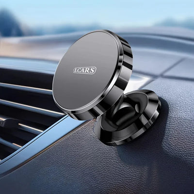 Das magnetische Armaturenbrett ist auf die Autohalterung für die Handy-Navigation geklebt