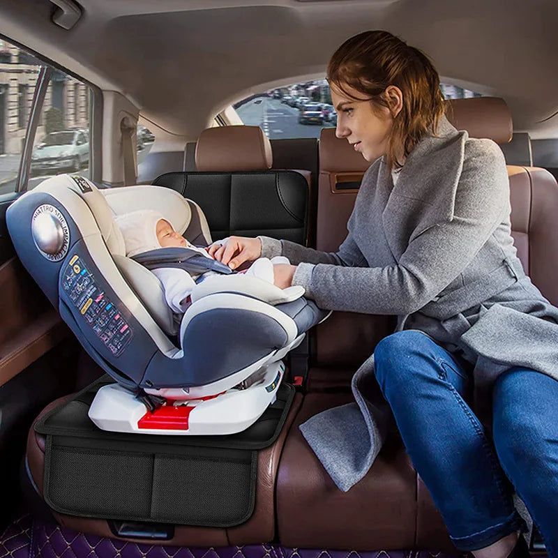 Sitzbezug mit Kopfstütze für Baby-Sitz – SwissGlanzGarage Ansicht 4