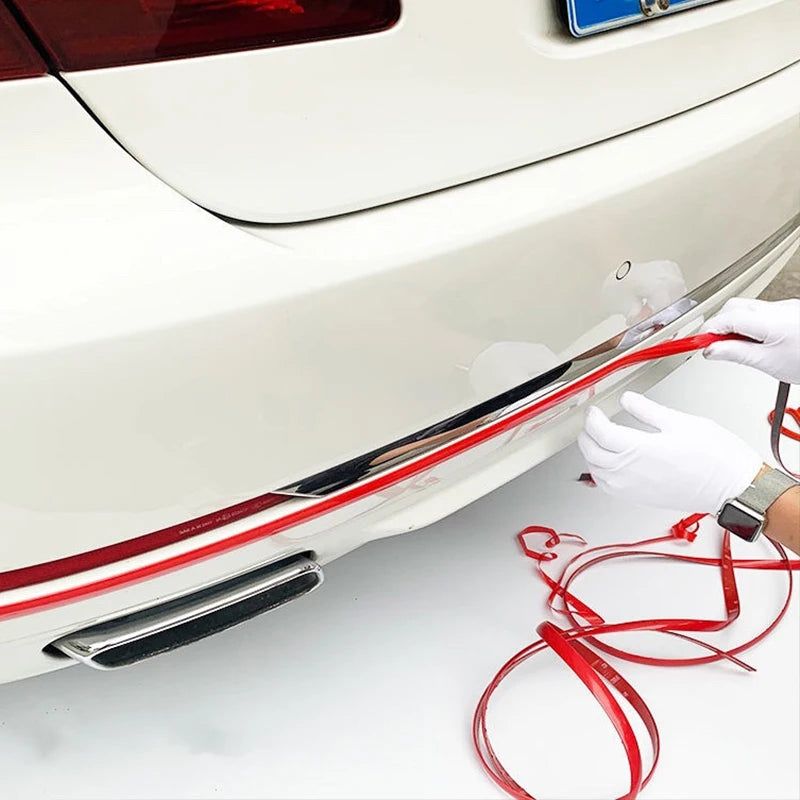Auto-Streifen Rot für Stossstange und Türschutz – SwissGlanzGarage Ansicht 3