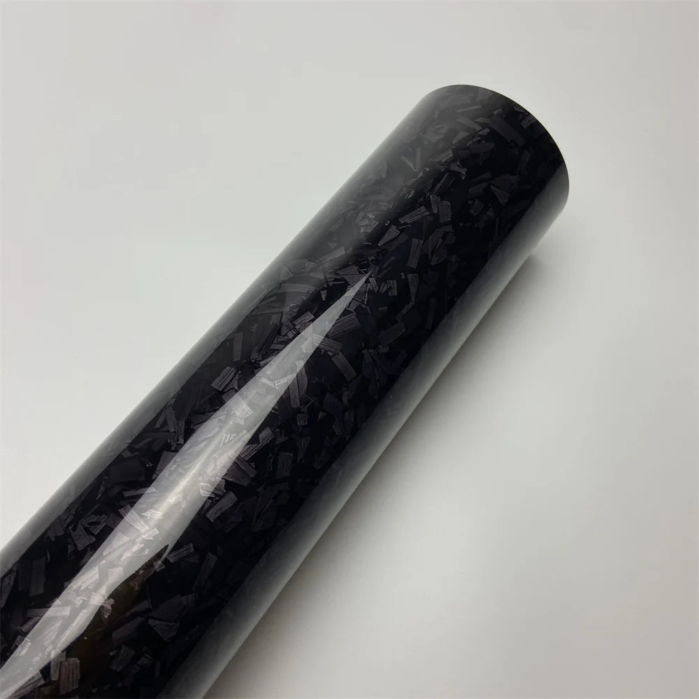 Glänzendes Schwarz Carbon-Folie – SwissGlanzGarage Ansicht 6