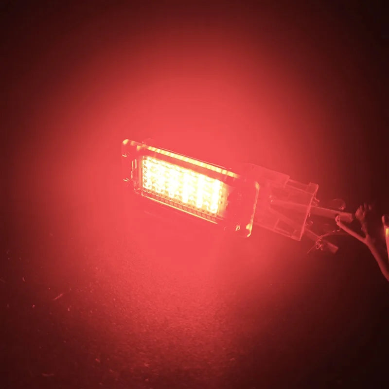 LED Innenraum Fussraumbeleuchtung VW Golf Polo Scirocco – SwissGlanzGarage Ansicht 4