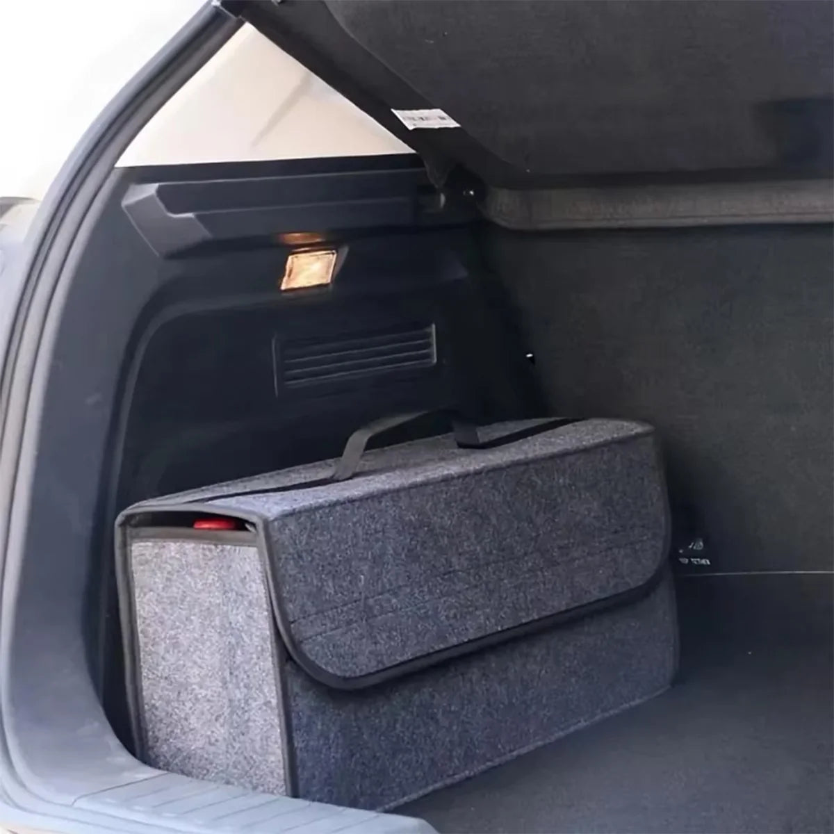 Universal Kofferraum-Haken – aus Textil – SwissGlanzGarage Ansicht 2