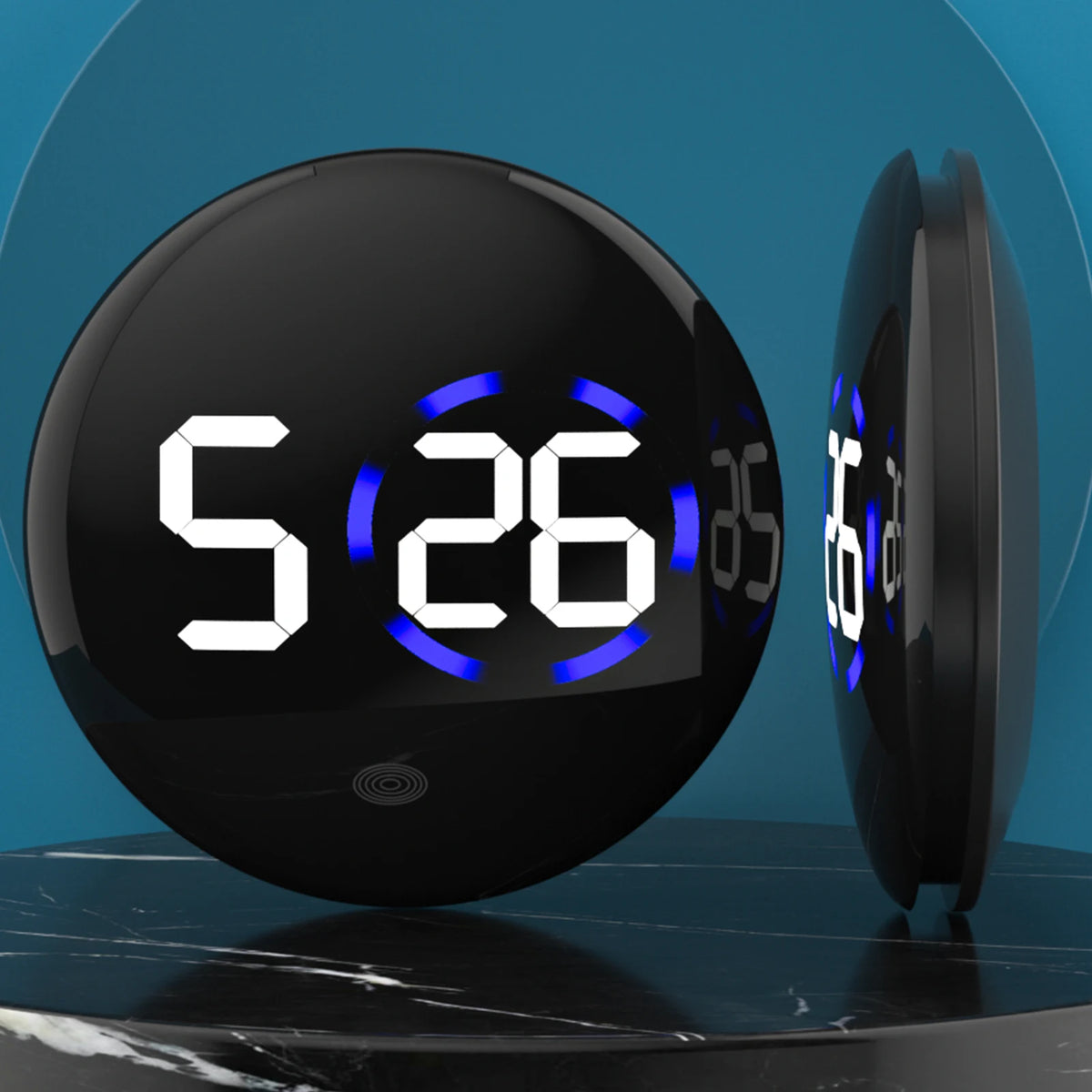 Mini Digitaluhr für Auto – SwissGlanzGarage Ansicht 6
