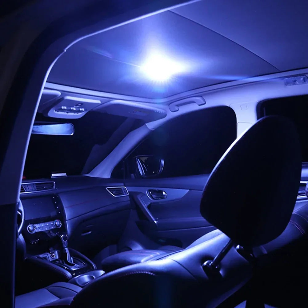 Wiederaufladbare Auto-Leseleuchte USB LED – SwissGlanzGarage Autopflege Schweiz