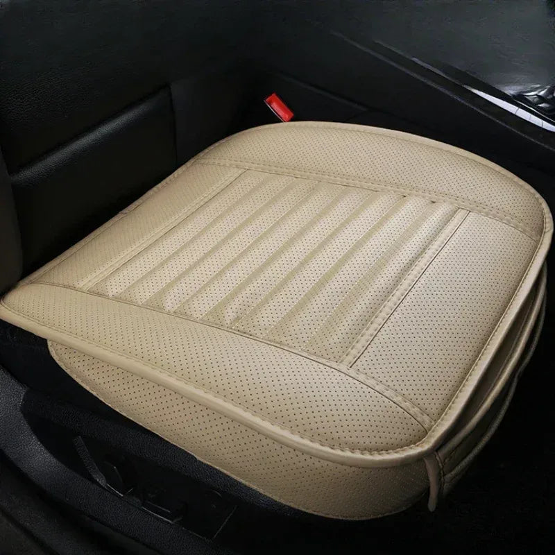 Universeller Auto-Sitzbezug aus PU-Leder – SwissGlanzGarage Autopflege Schweiz