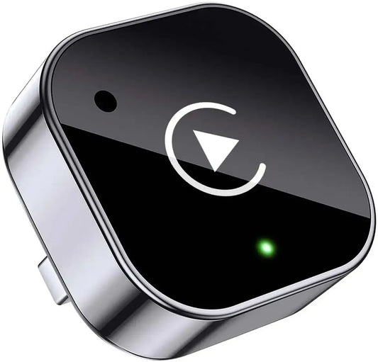 Kabellos CarPlay Dongle 2in1 Adapter – mit kabellosem Laden – SwissGlanzGarage Autopflege Schweiz