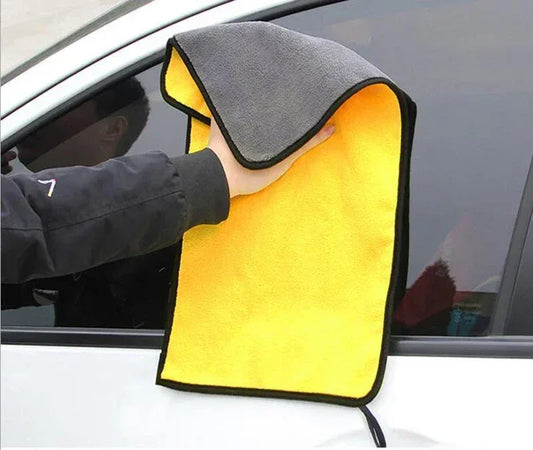 Mikrofaser-Trockentuch für Alu & Stahl - Streifenfrei – SwissGlanzGarage Autopflege Schweiz